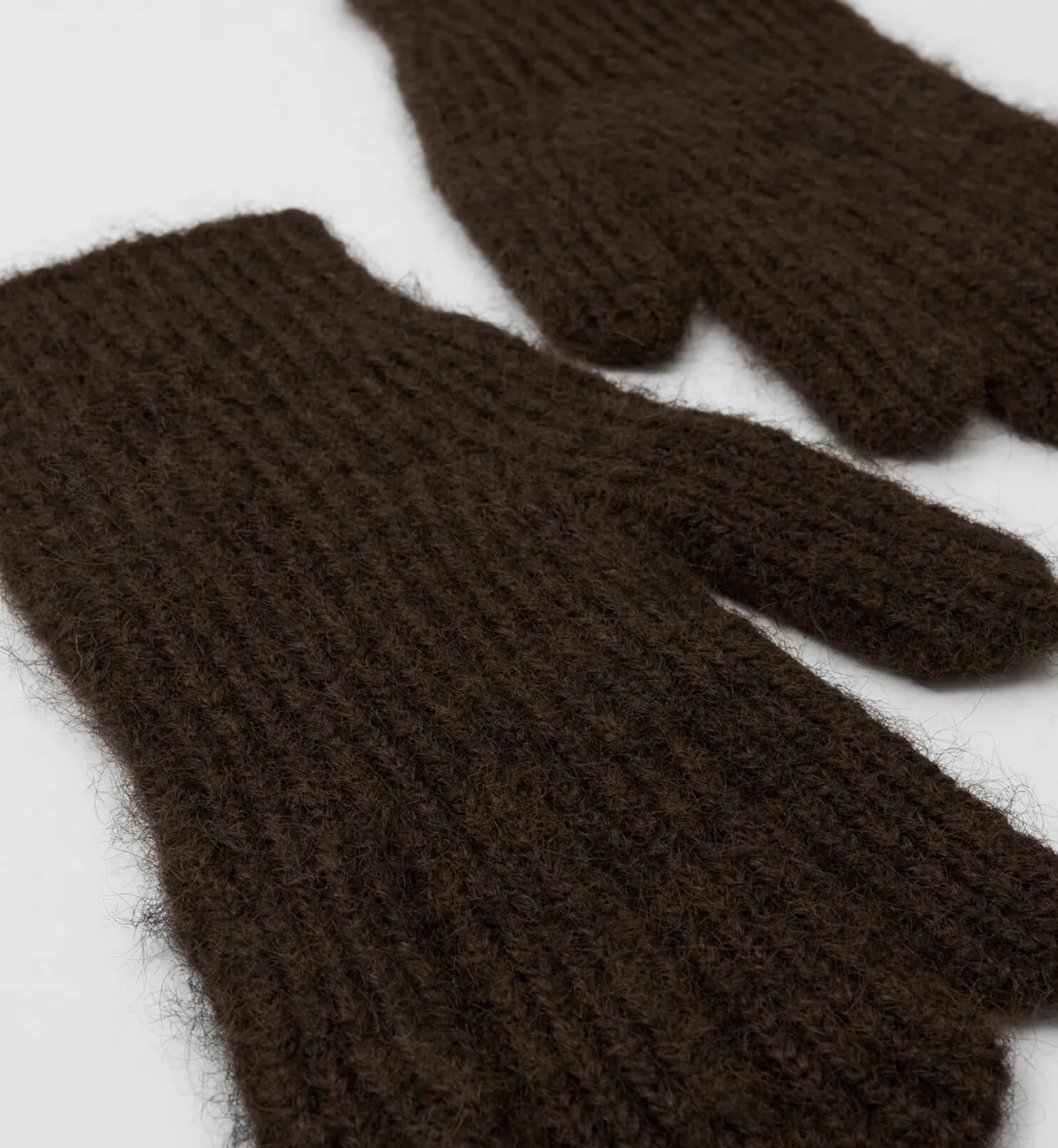 Wool blend knit gloves – Image 2